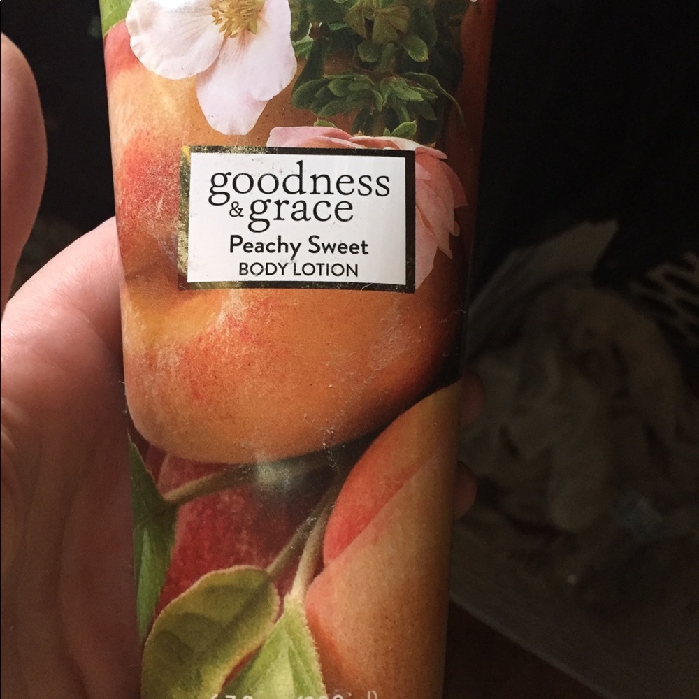 Peach scented lotion
